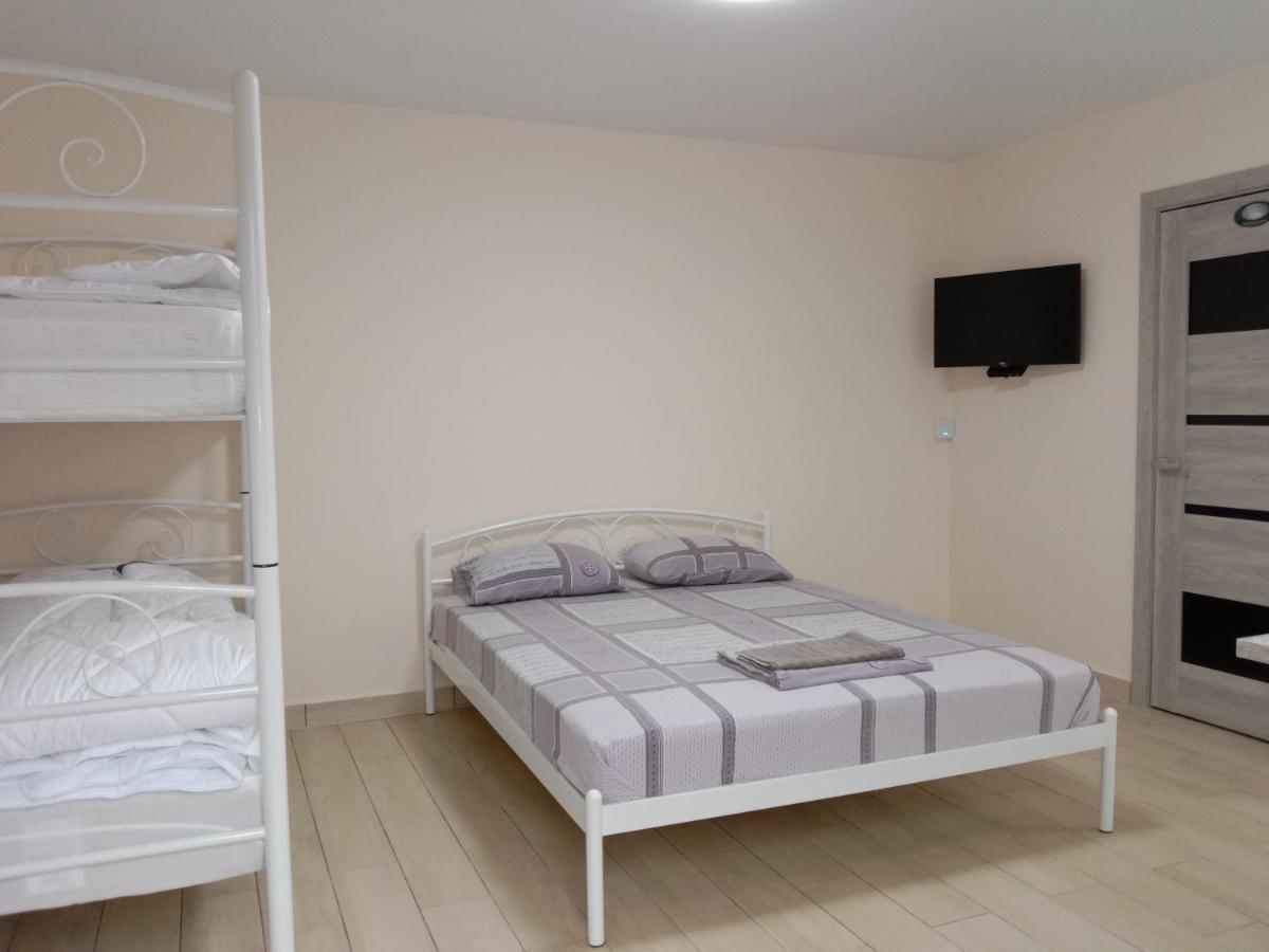 Appartement Однокімнатна 105 à Khmelʼnytsʼkyy Extérieur photo